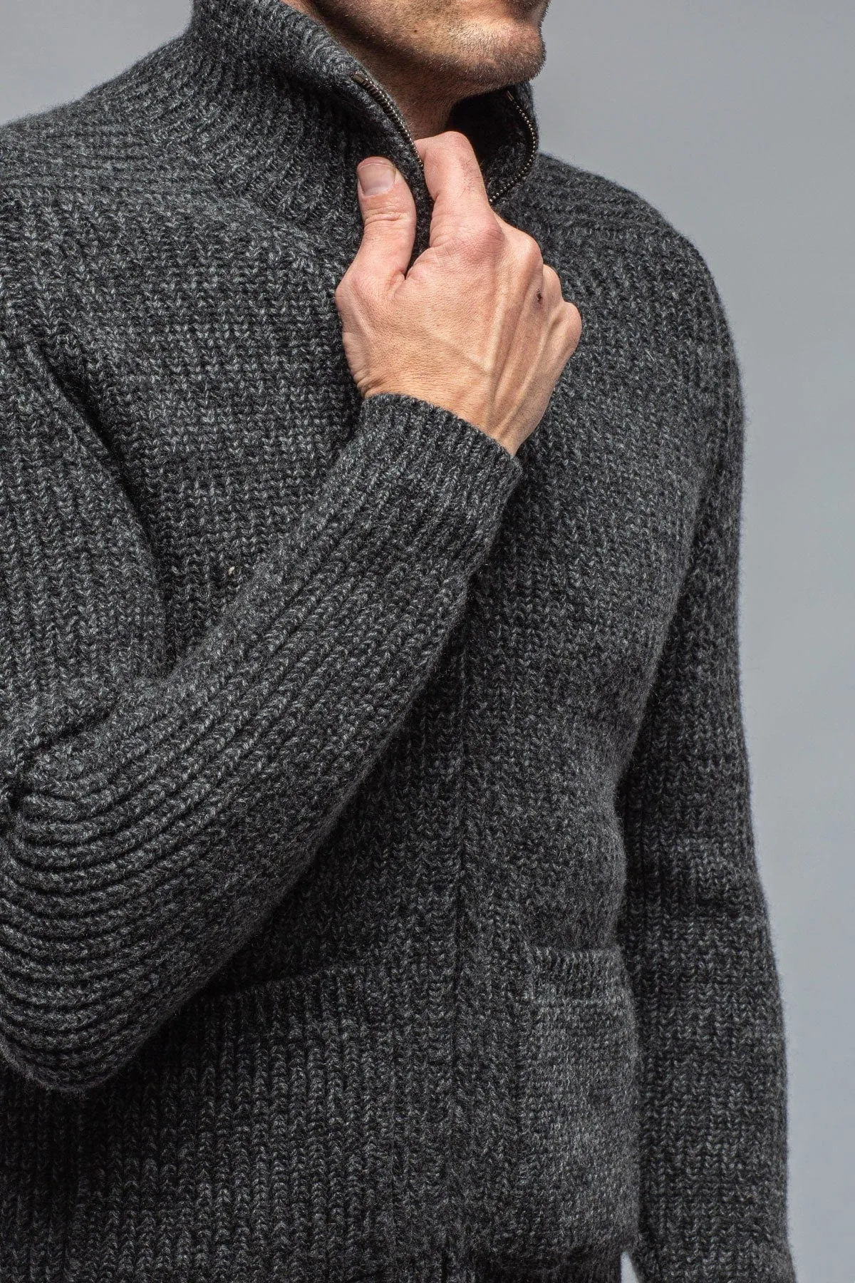 Galway Chunky Cashmere Full Zip In Charcoal