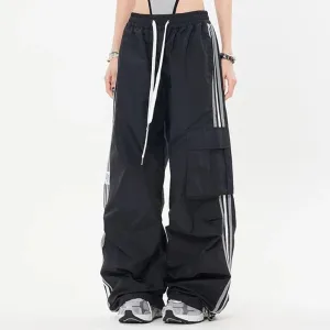 Malin - Cargo pants in wider legs for women