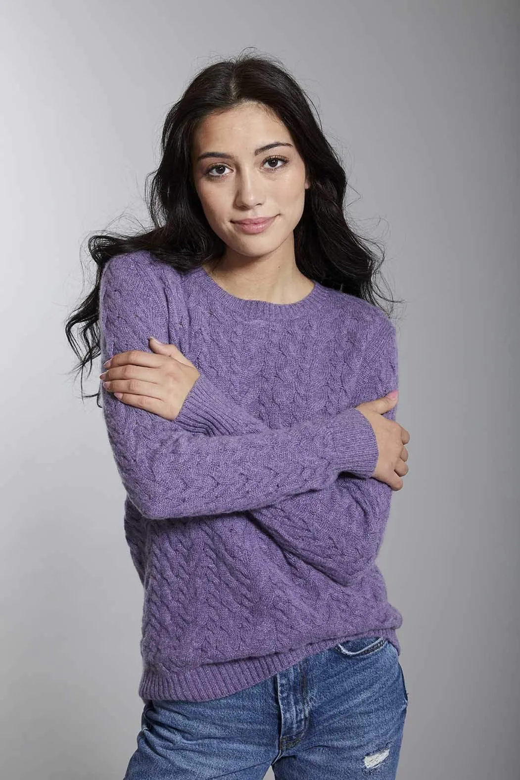 Women's Deep-Textured Cableknit Cashmere Sweater